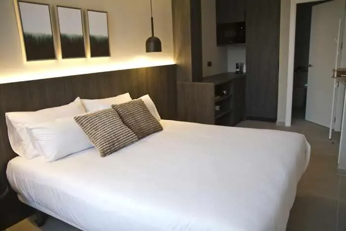 Mocho-rural-home Estudio ベセイテ